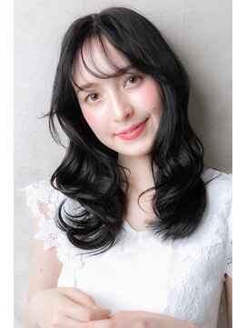 カバーヘア ブリス 上尾西口店(COVER HAIR bliss) シースルー前髪アッシュオリーブ波巻きカール311Y上尾20代30代