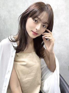 シティ(CITY) 伸ばしかけミディアム×アッシュベージュ【平山晶也】