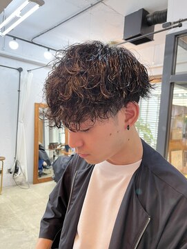 カノア(kanah) 波巻きパーマ波巻きツイストパーマツイストスパイラルパーマ