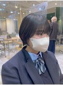 くびれヘア顔周り韓国レイヤーカット黒髪ショートミディアム/柏