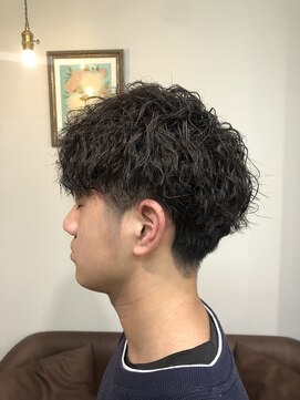 ナナマルヘアー(nanamaru hair) 【メンズ】やや強ツイストピンパーマ