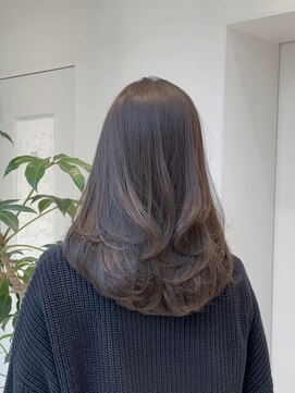 ザックギンザ(ZACC ginza) レイヤー/グレージュ/セミロング/ミディアム/内巻/艶髪/髪質改善