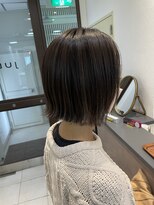 ユーリ(juli)&nbsp;切りっぱなし外ハネボブ