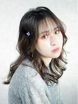 ドアホワイト(door white) 【doorwhite 新松戸】ロング/レイヤー/シースルー