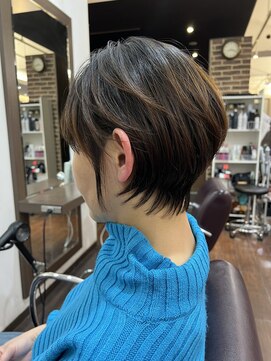 ヘアーアンドメイク ビス(HAIR&MAKE bis) ショートカット/ひし形/ショートボブ/30代/40代/50代【松苗学】