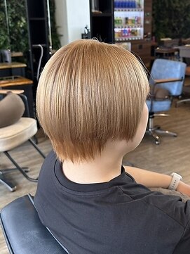 インデペンデンス(independence) ミルクティベージュ