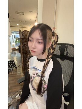 スロンカート(throncart) インナーカラーの簡単なアレンジ