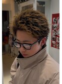 スパイキーショートブリーチ刈り上げ黒髪メンズ眉毛仙台