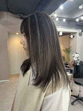 派手すぎないハイライト
