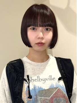 フイ(HUI) 切りっぱなしボブ パッツンボブ 透明感ツヤカラー 前髪