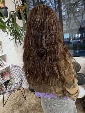 ディーカヘアーセンダイ(Di KA HAIR sendai) スパイラルパーマ/ロングヘア/髪質改善/ハイライトカラー