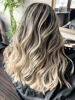 モルト 麻生(molt) バレイヤージュ