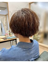 ルーム(room)&nbsp;大人ショートボブゆるウェーブ★ナチュラルカラー★もとめ。