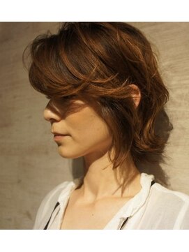 メゾン アヴァロ(Maison Avallo) 大人ショート