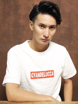 シアンデルカ(CYANDELUCCA) アップバングシチサンパーマ