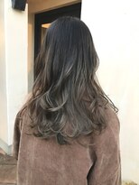2席のみの美容室 アナイス(Anaiss) バレイヤージュでグレージュカラー☆