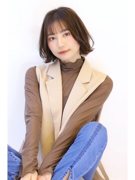 オーロ 宝塚店(ORO) 20代30代40代50代斜めバンググレージュカラーシルキーベージュ