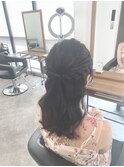 ハーフアップツイスト編み