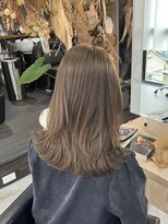 パム 恵比寿(PAM.)&nbsp;くすみベージュ×ミディアムレイヤー