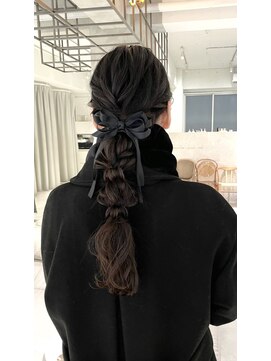 ロイリー バイ ローウェ 立川(Loely by Louwe) もこもこ編みおろしアレンジ