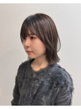 ウフアンビアンス(Oeuf.ambiance) グレージュ×レイヤーボブ