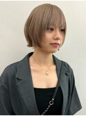 ダブルカラーナチュラルボブ前髪ありミディアムレイヤーボブ