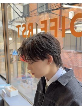 コワファースト長崎シャンプーボーイ 2nd(COIFF1RST 長崎 SHAMPOO BOY) フェザーショートメンズカットフェザーパーマメンズパーマ