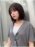 大人可愛い20代30代40代小顔ワンサイドショートボブ丸み前下がり