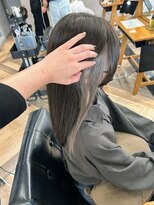 マーレ(MARLE./)&nbsp;イヤリングカラー〈グレーアッシュ〉