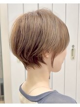 アームズヘアー arms hair 30代40代50代/大人ショートボブ/白髪ぼかし/髪質改善（塩谷）