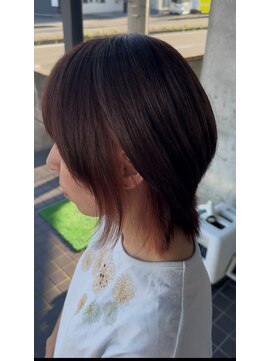 アリカ(arika) ウルフにインナーカラーで可愛く◎