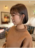 透け感ベージュcolorのミニボブ