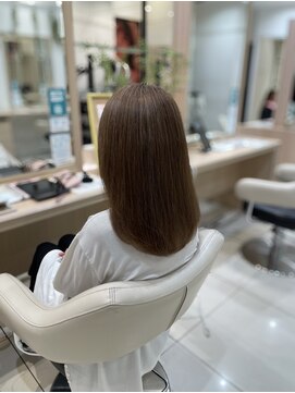 白髪ぼかしハイトーンカラー