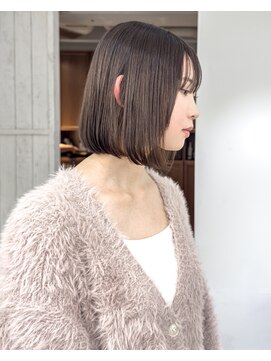 ソルノエル(SOL.noel) 切りっぱなしボブ