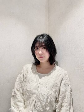 ケンジサナンド(KENJE Sanando) 結んでも可愛いレイヤーボブ