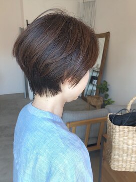 エイト(eito) 頭の形がキレイになるショート