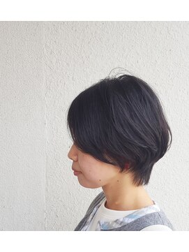リバース(Reverse) ちょっとパーマショート