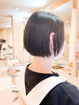 モリオ フロム ロンドン 鶴瀬店 【morio鶴瀬】20代30代40代大人カワイイ黒髪ミニボブ