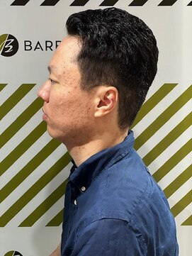 バーバーバー 四谷(BARBER-BAR) 大人の刈り上げスタイル