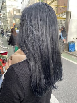 ソーコ 渋谷(SOCO) シルバーカラーアッシュカラーシルバーアッシュブリーチ髪質改善