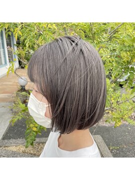 テクライズ 豊橋店(TECHRISE) ☆顎ラインボブ、透明感シルバーグレージュ☆10代20代30代
