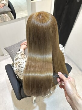 エミュスト(Emuest) 【松葉】髪質改善/髪質改善トリートメント/髪質改善