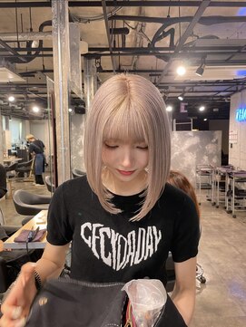 アイズ 横浜(IS) 横浜/mikiya指名/ハイトーンボブ/横浜ボブ