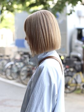 シーズ 栄(sea's) ハイベージュとボブ