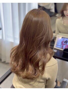 リス バイ ソヨン(Lis by SOYON) 黒髪/グレーベージュ/レイヤーロング/前髪パーマ/髪質改善