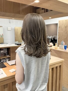 バド(bado) greige color