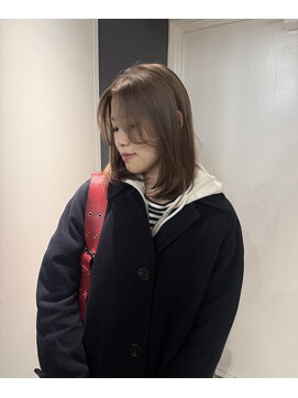 ヘーゼルベージュ