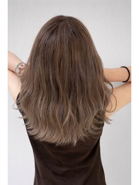 エル(EL.) ダブルカラー/デザインカラー/波巻き/グレージュ/盛岡