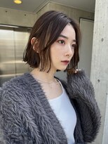 イル 天神西通り店(ill)&nbsp;20代30代ボブ/ミディアムレイヤー／グレージュ/透明感/天神/大名