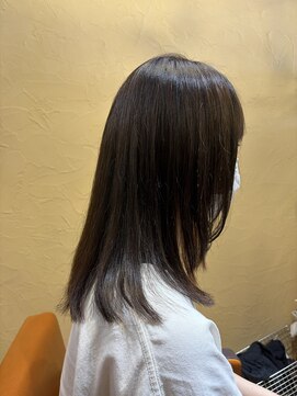 オッジ ヘアー ジャッロ(Oggi Hair giallo) 透明感グレージュ×シルキーミディアムストレー　7月